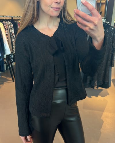 Jökla peysa bow svört