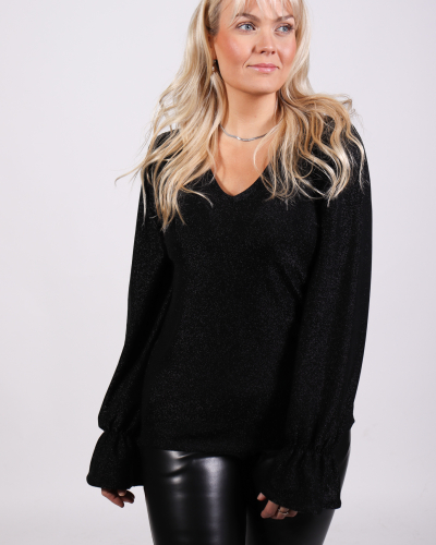 MYRKVI V-neck toppur svartur