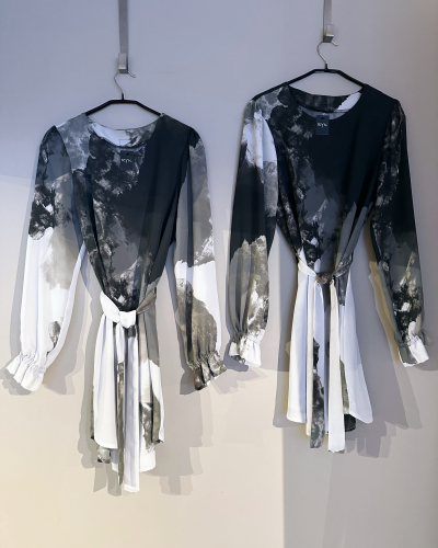 Fjóla skyrtukjóll Hvítur/Grár