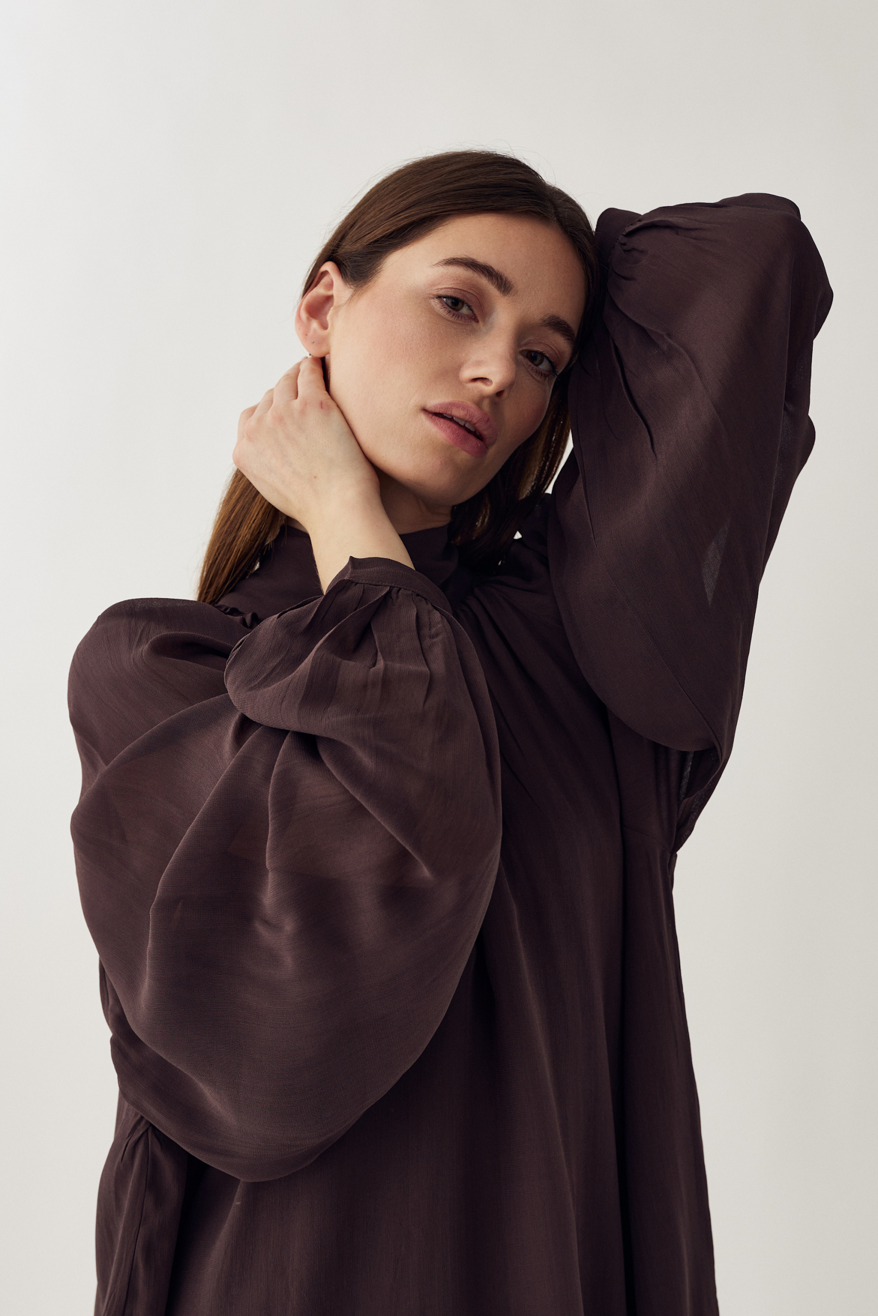NOELLA N-Lorenia dress Chocolate - Image 6