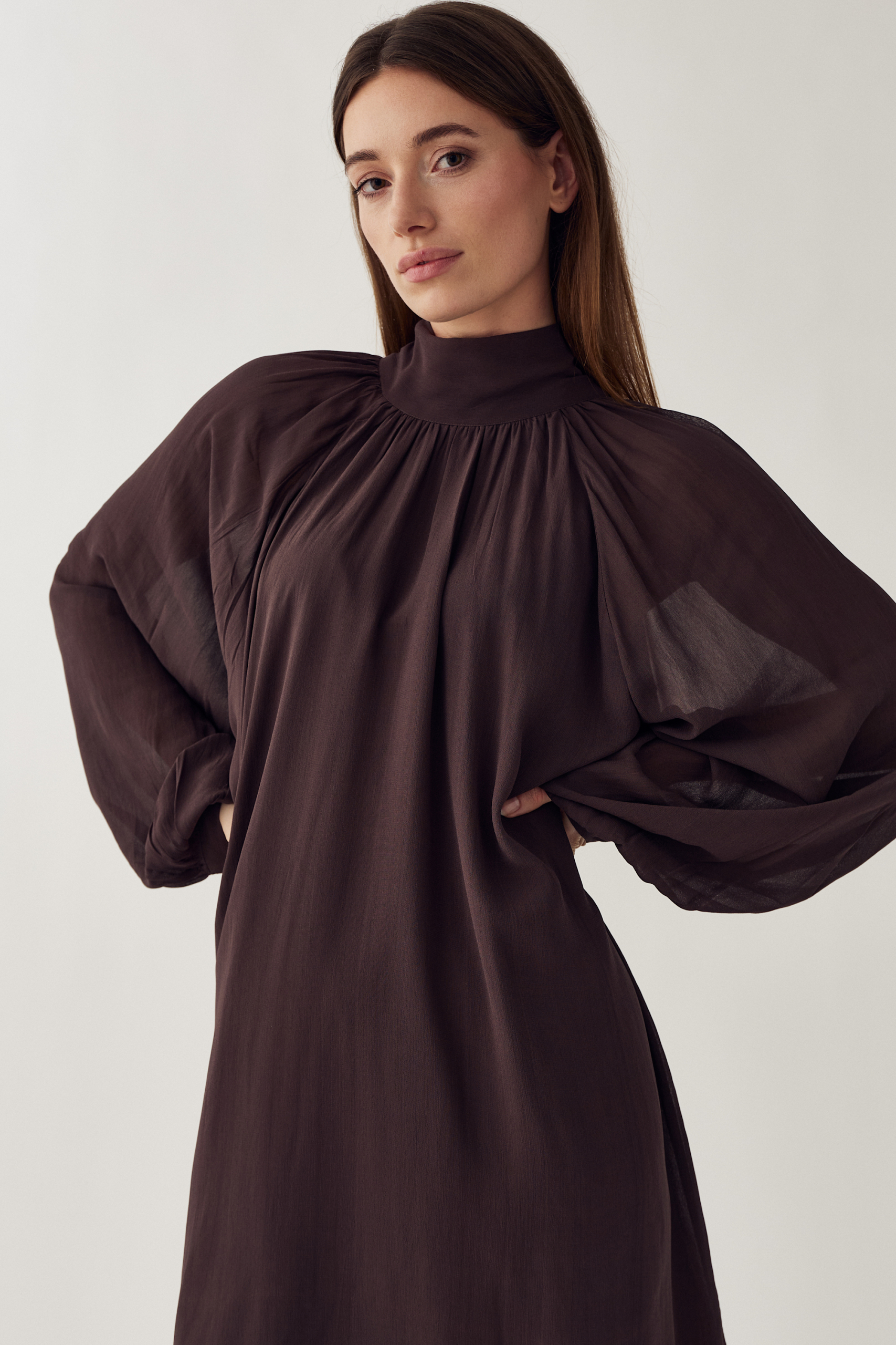 NOELLA N-Lorenia dress Chocolate - Image 5