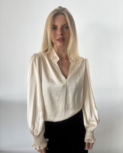 CONTINUE Moe satin blouse champagne